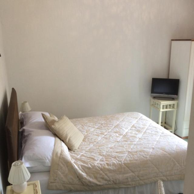 Bulmer Farm B&B Доркинг Экстерьер фото